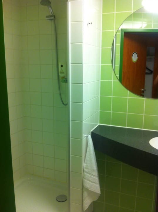 Bad B&B Hotel Frankfurt-West