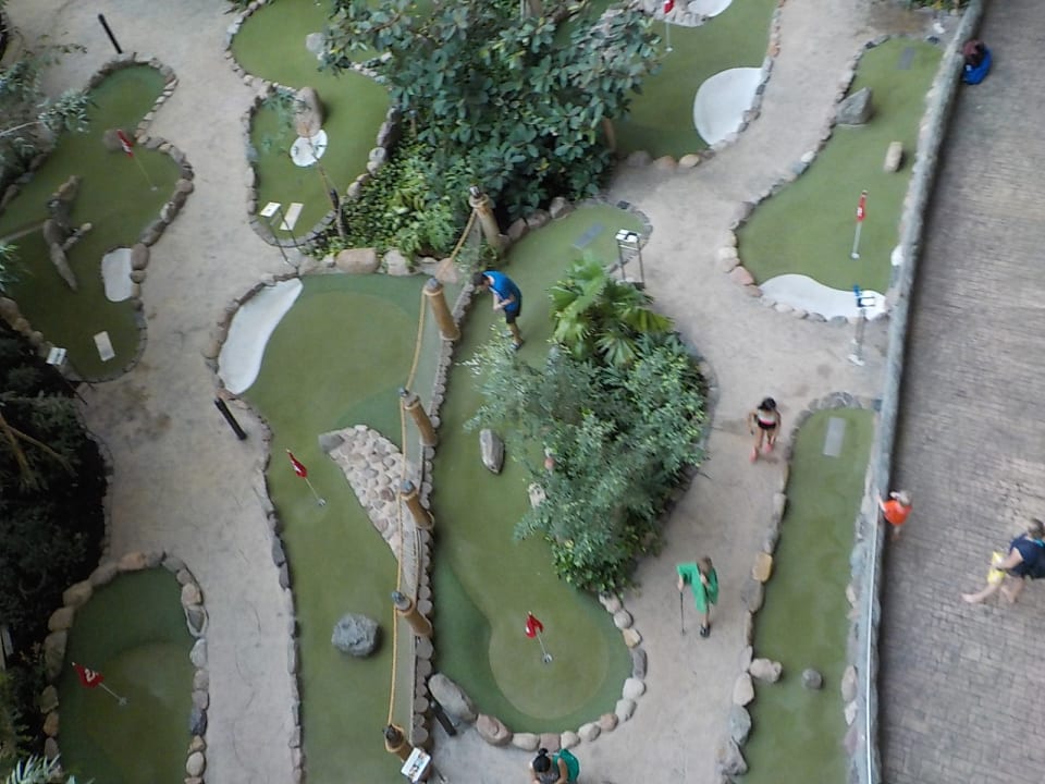 Sport & Freizeit Tropical Islands Resort - Zelte