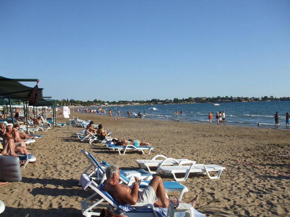 Der Strand am Sirma Hotel Sirma