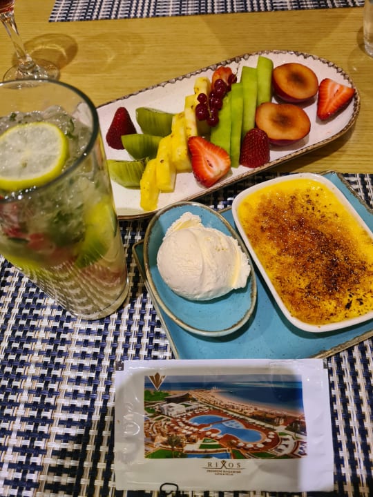 Gastro Rixos Premium Magawish Suites & Villas