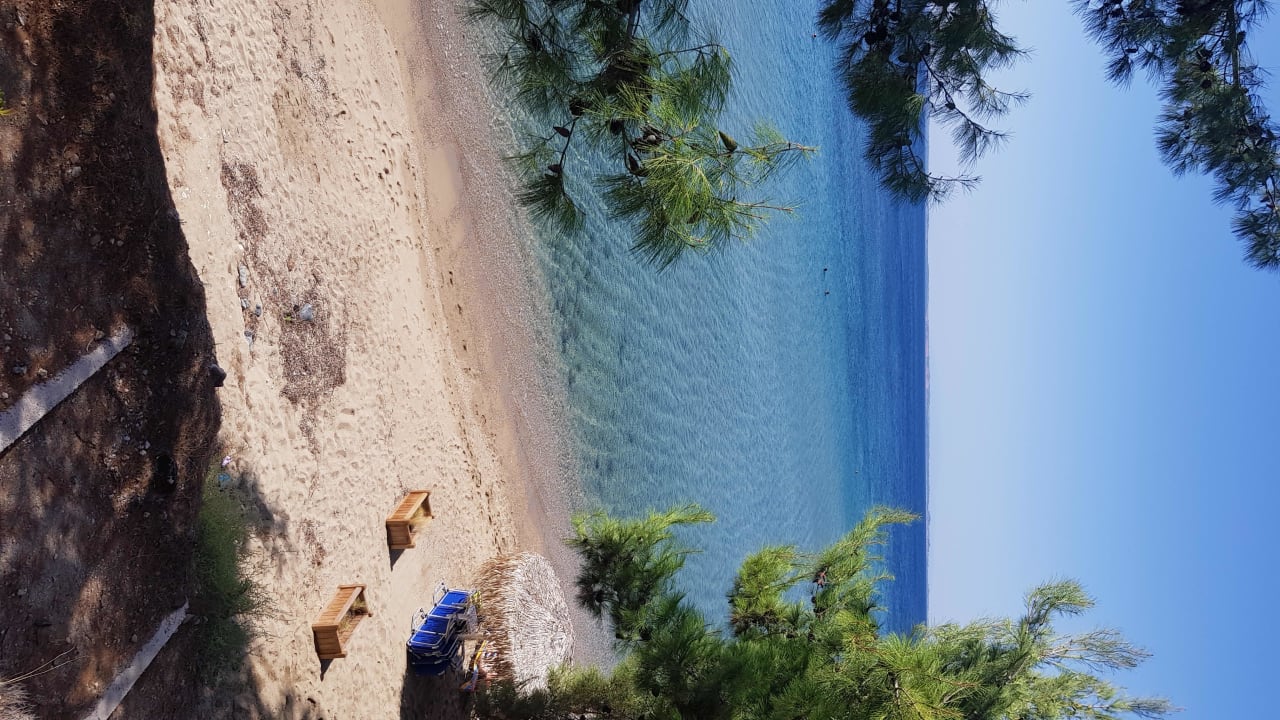 Strand Glavas Inn Hotel