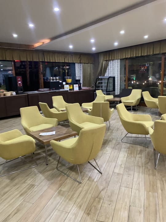 Lobby Hane Family Resort