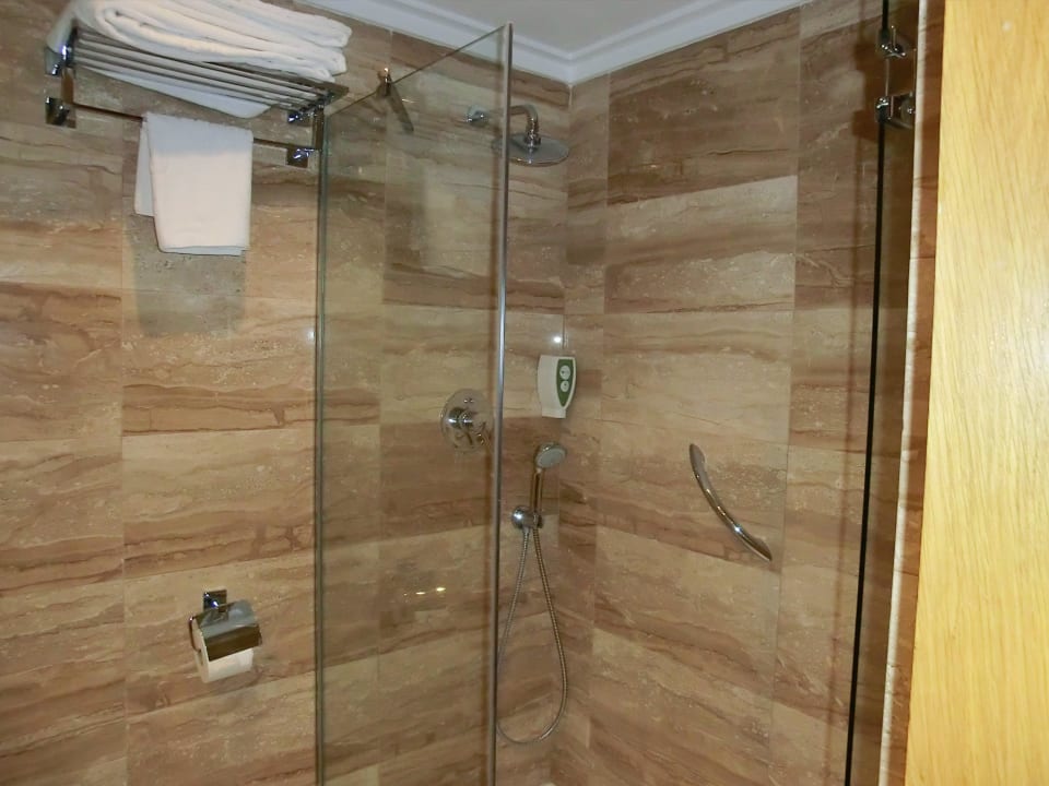 Dusche Grupotel Los Príncipes Apartments & Spa