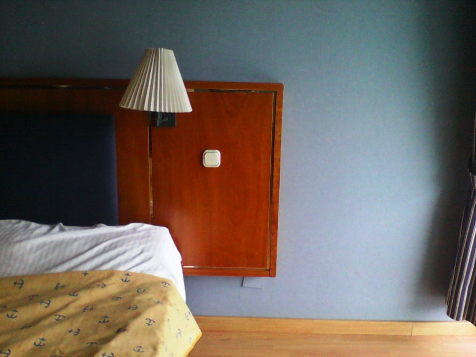 Wo ist das Nachtschränkchen Hotel Best Semiramis