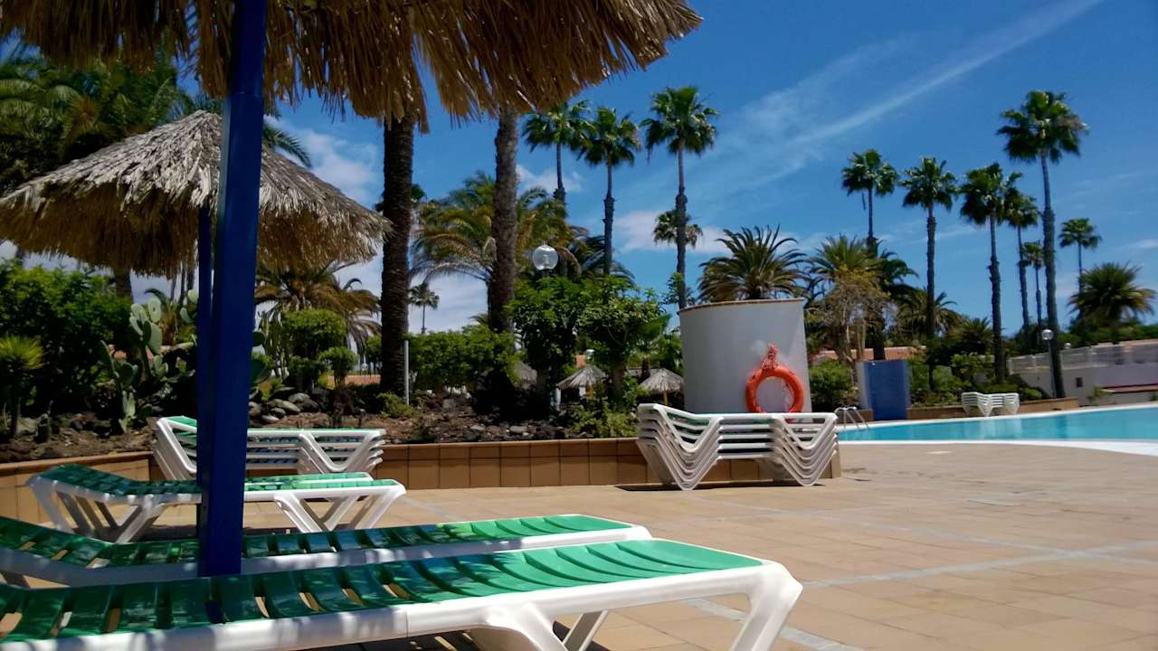 Pool Bungalows Las Vegas Golf