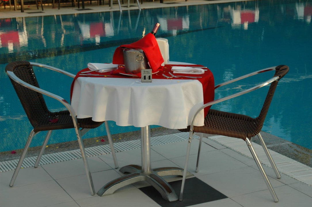 Unser Tisch am Gala-Abend. Gefährlich aber toll Hane Family Resort