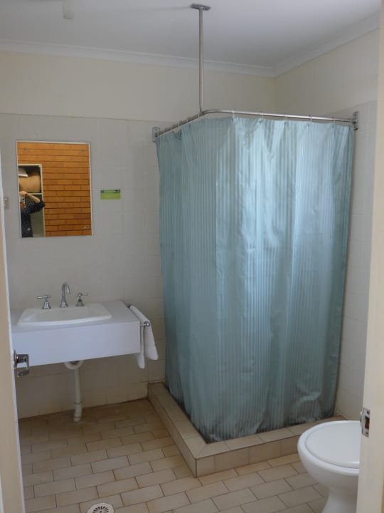 Zimmer Litchfield Motel