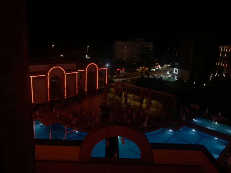 Außenansicht The Lumos Deluxe Resort Hotel