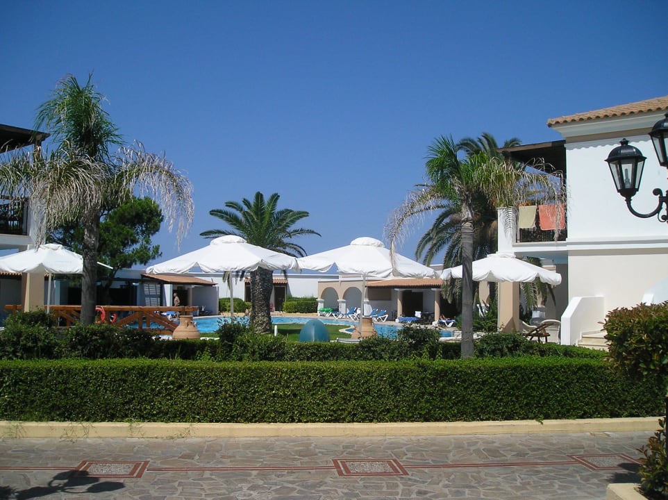 Jeden z hotelowych budynków Aldemar Olympian Village
