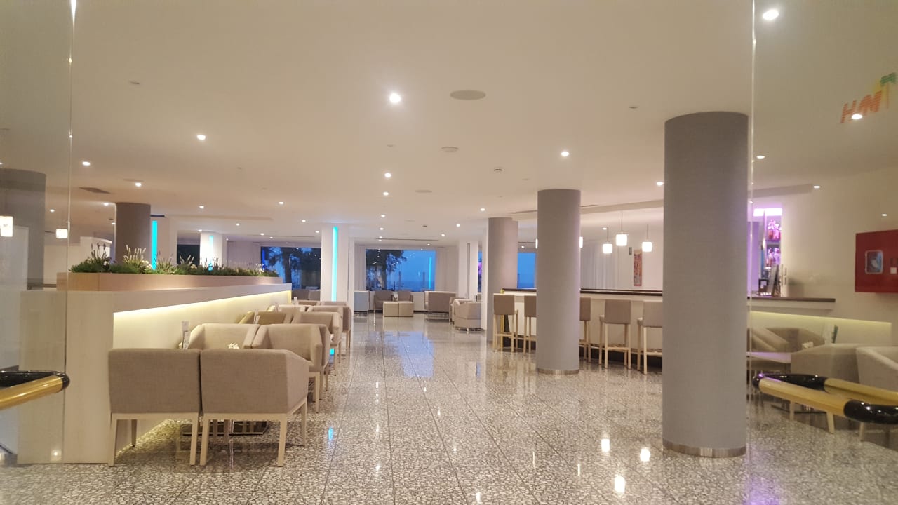 Lobby BG Hotel Caballero