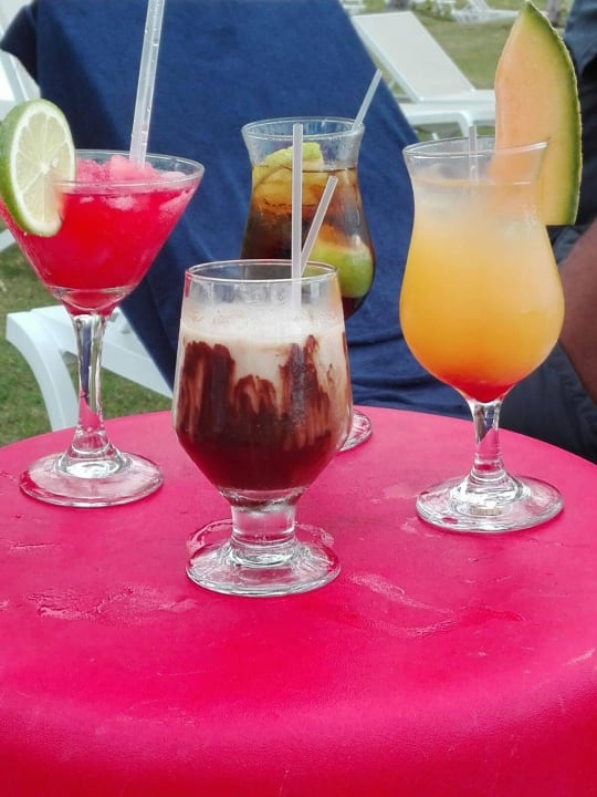 Longdrinks Wyndham Alltra Samana