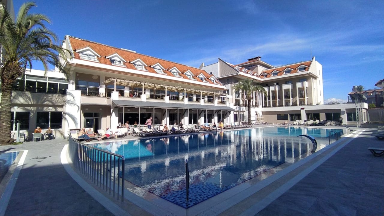 Außenansicht Side Story Resort & Spa