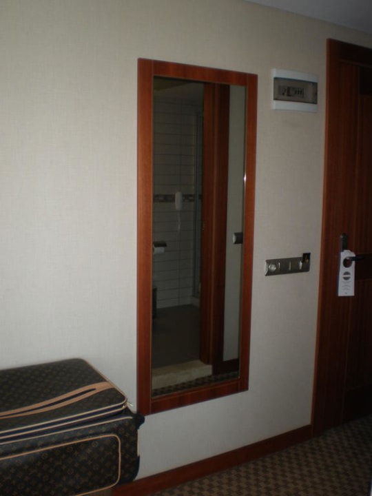 Zimmereingang Istanbul Golden City Hotel