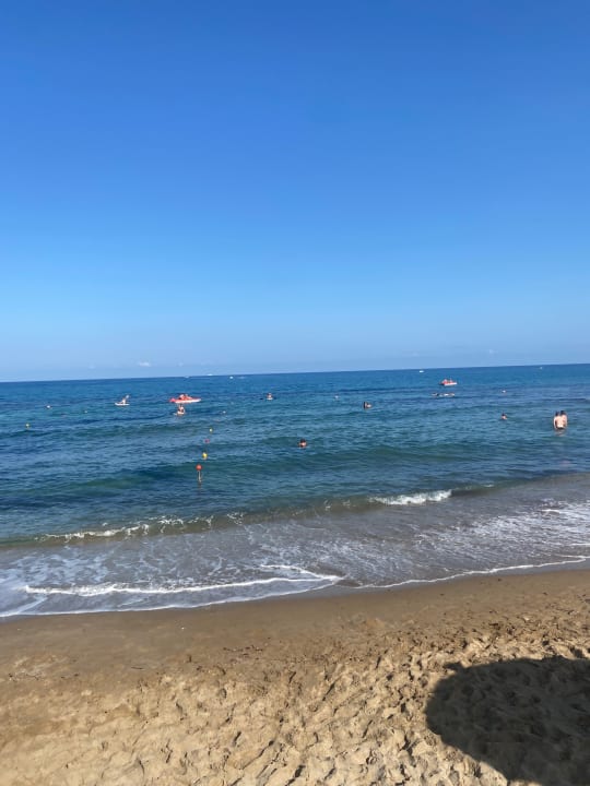 Strand Anissa Beach & Village