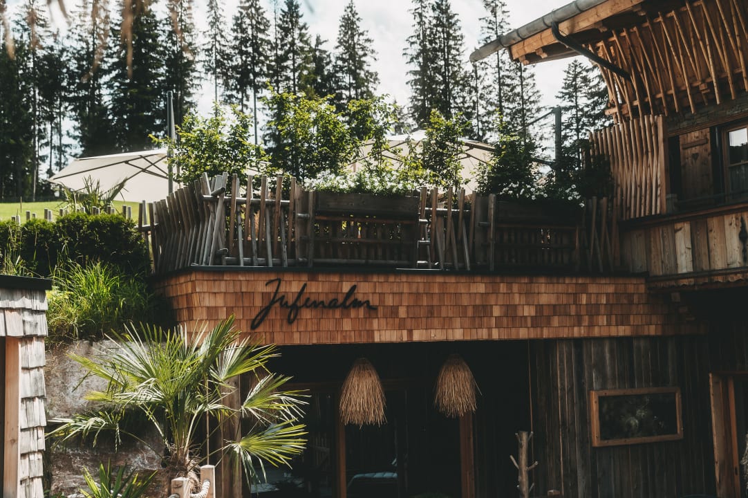 Außenansicht Jufenalm BOHO Hotel & Restaurant