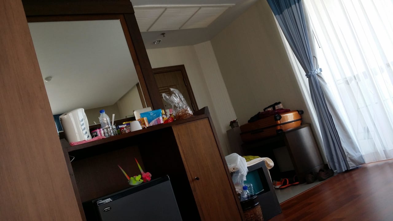 Minibar Wasserkocher Hotel Pattaya Discovery Beach