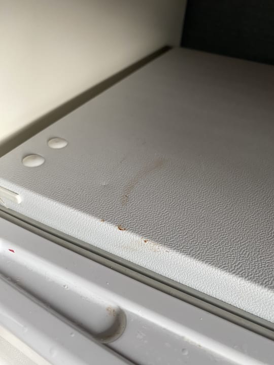 Zimmer Well Palace Side