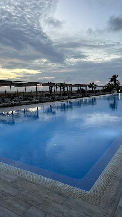 Pool Hotel Riu Palace Santa Maria