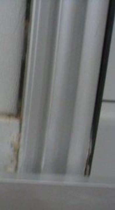 Schimmel an der Duschkabine Oz Hotels Incekum Beach