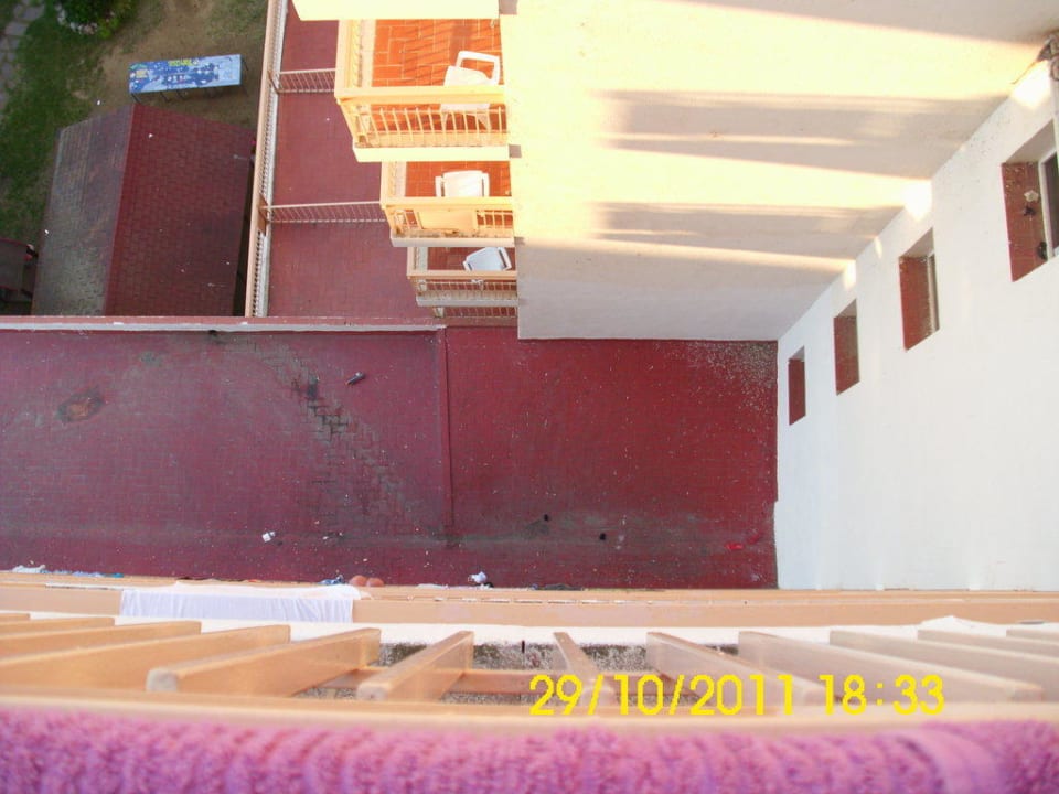 Blick vom Balkon nach unten htop Olympic