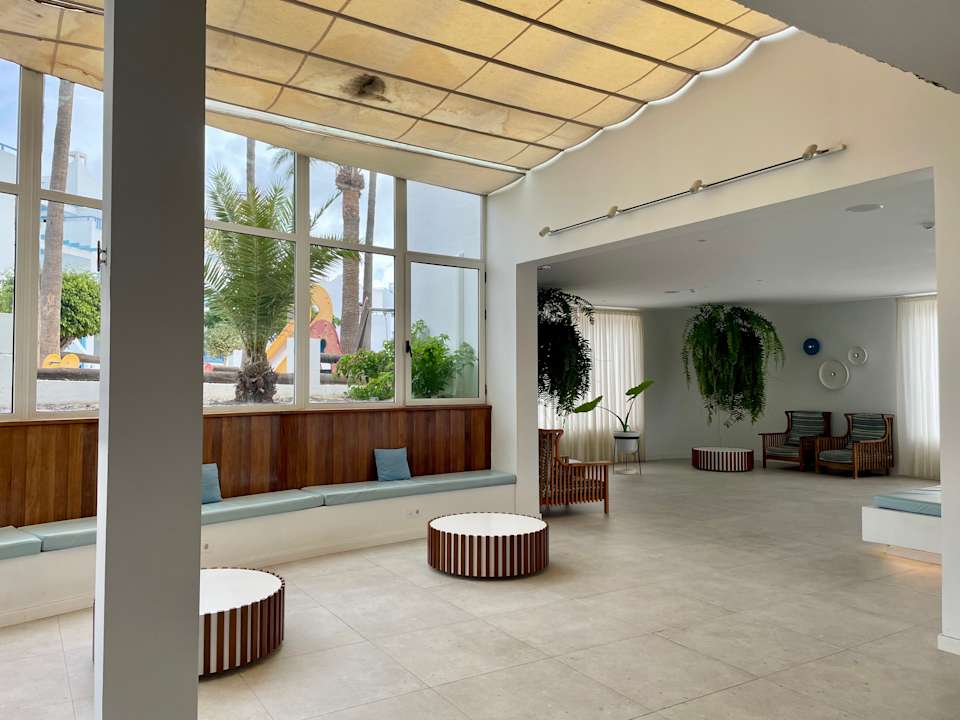 Lobby Aparthotel Costa Mar