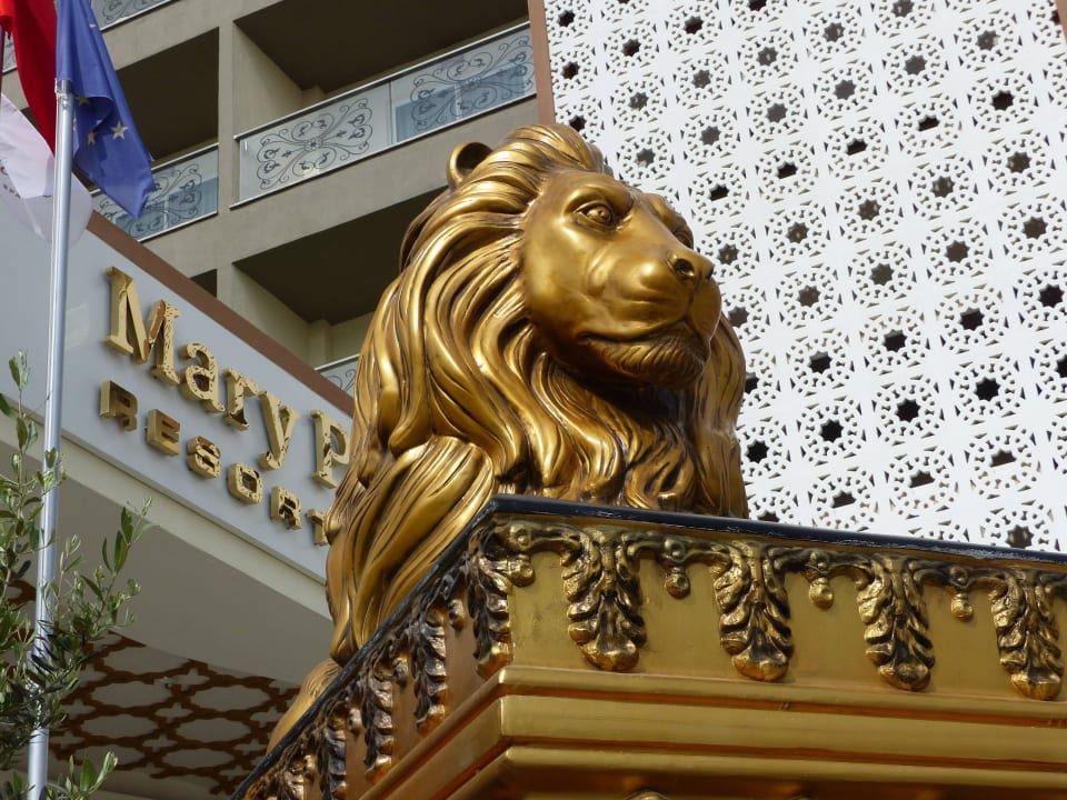 Hoteleingang Mary Hotel Side