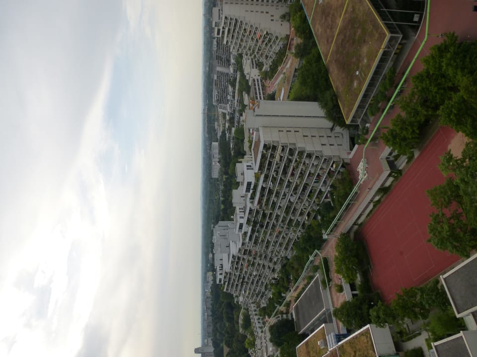 Blick in´s "Dorf" Arthotel ANA im Olympiapark