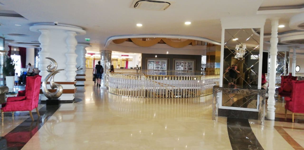 Lobby Dream World Aqua Hotel