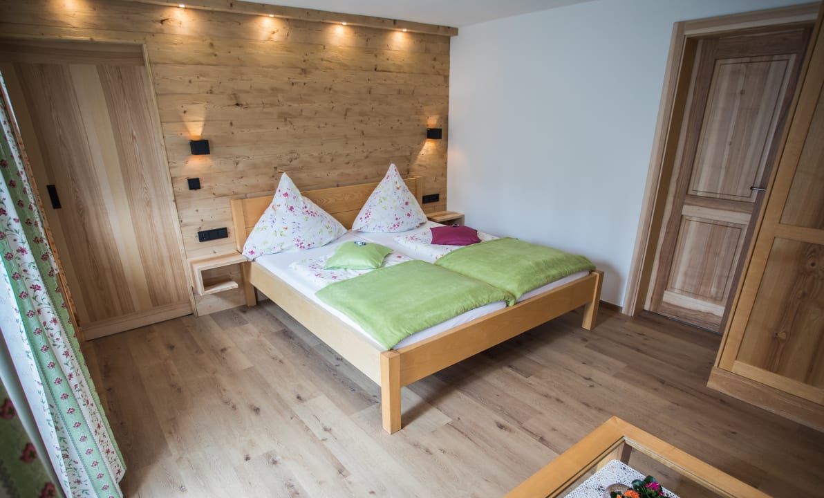 Zimmer Gästehaus Göllblick