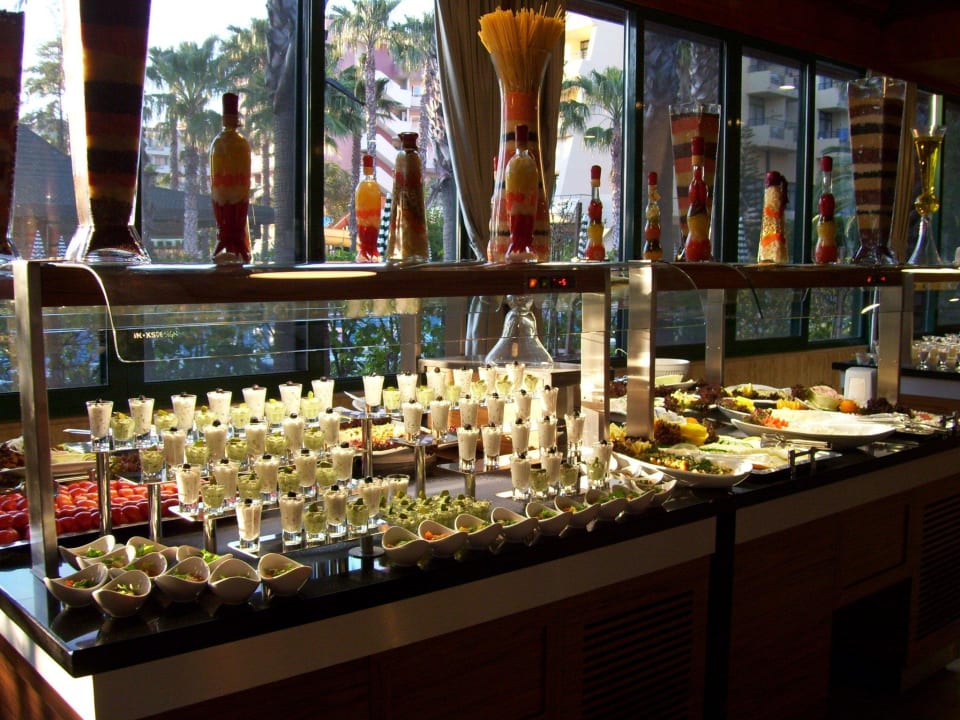 Buffet  Hotel Meryan