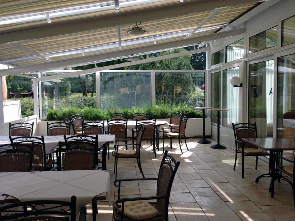 Freirestaurant DORMERO Hotel Bonn - Windhagen