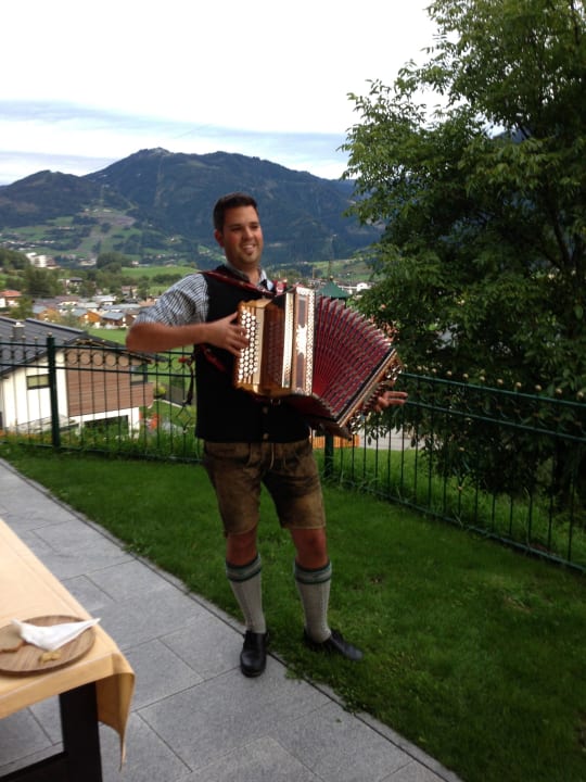 Simon Empl beim Grillabend Hotel Silberfux