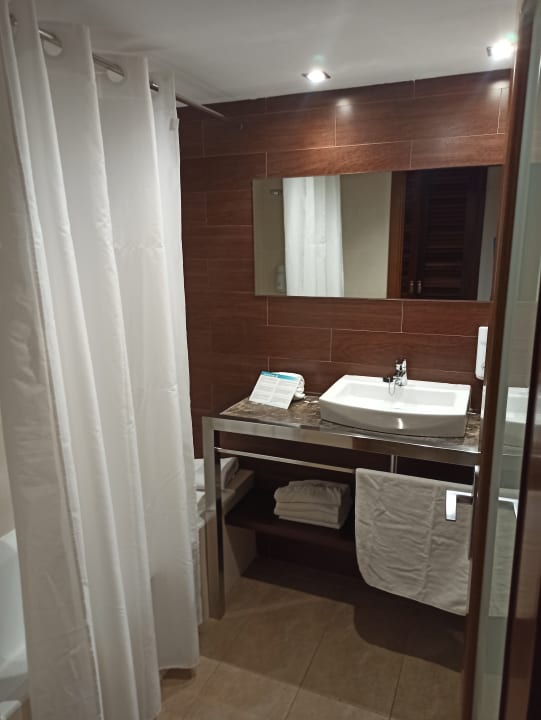 Zimmer Hotel Beach Club Font de Sa Cala