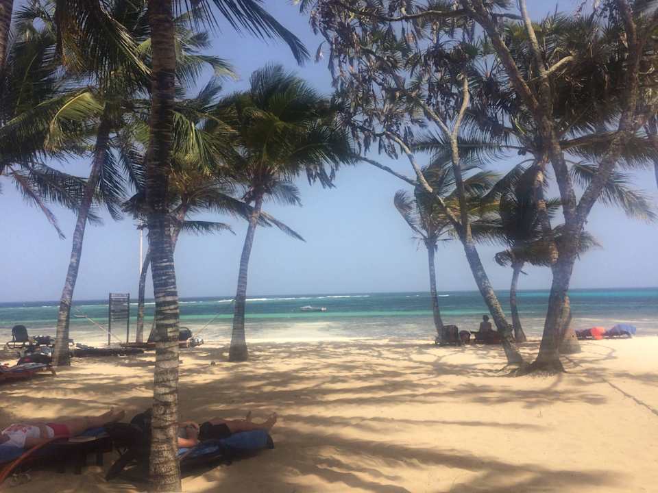Tiwi Beach Resort Amani Tiwi Beach
