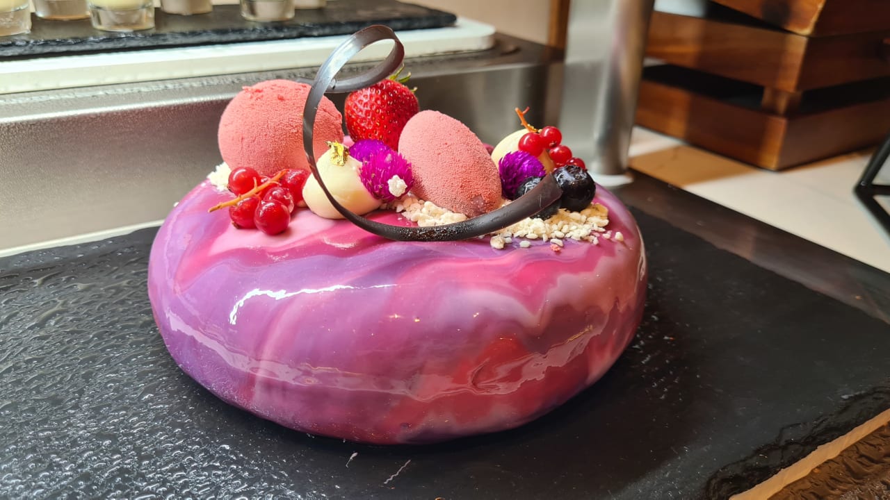 Gastro Outrigger Maldives Maafushivaru Resort