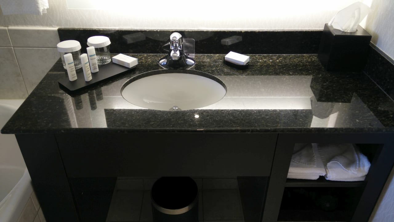 Zimmer Embassy Suites Hotel Niagara Falls / Fallsview