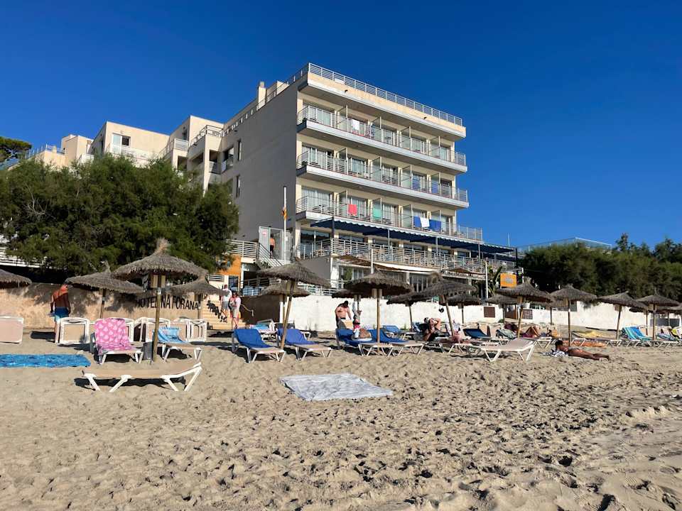 Strand Hotel Na Forana