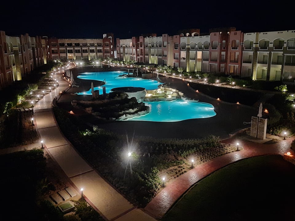 Pool Oyster Bay Beach Resort - Luxury Serviced Condo