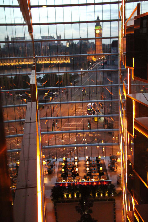 Club Lounge Park Plaza Westminster Bridge London