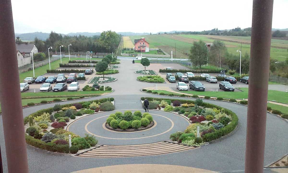 Fotka zrobiona na 2 pietrze, gdzie sie znajduje pl Hotel Fajkier Wellness&SPA