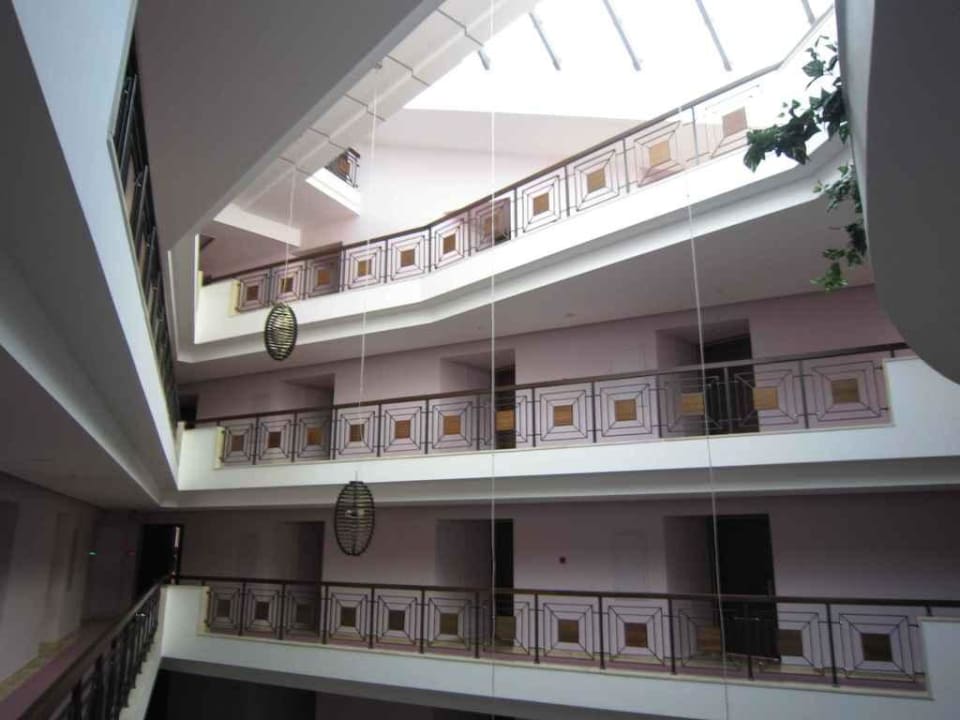 Zimmerflur im Lila-Haus 3. Etage Zi 01-07 Royal Atlantis Spa & Resort