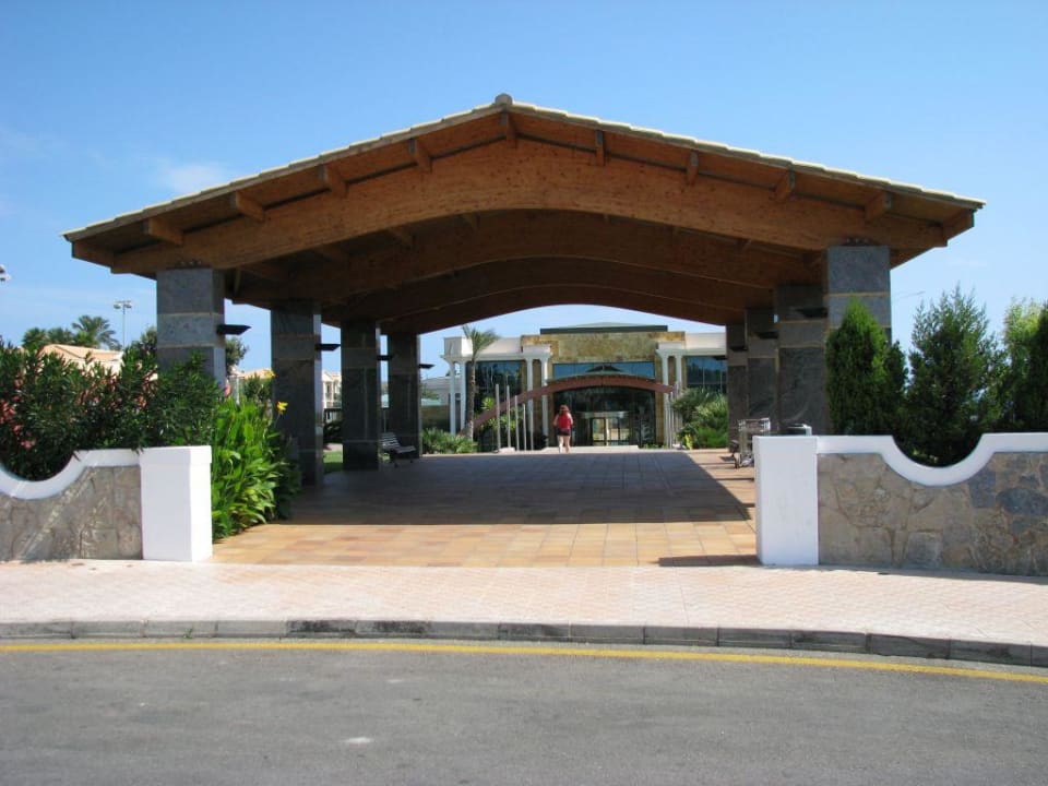 Eingang TUI KIDS CLUB Punta Prima