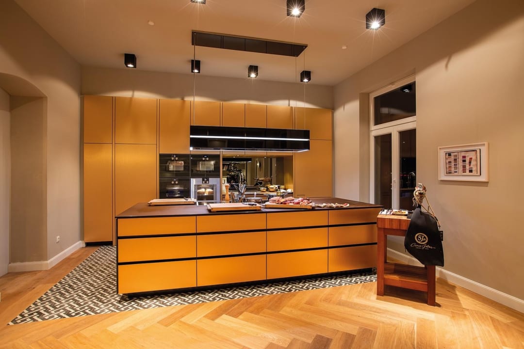 Zimmer Villa Glanzstoff