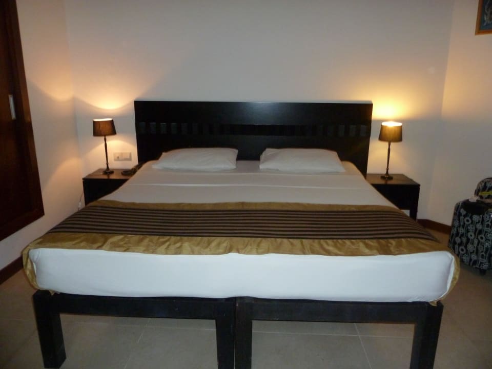 Großes Bett Embudu Village