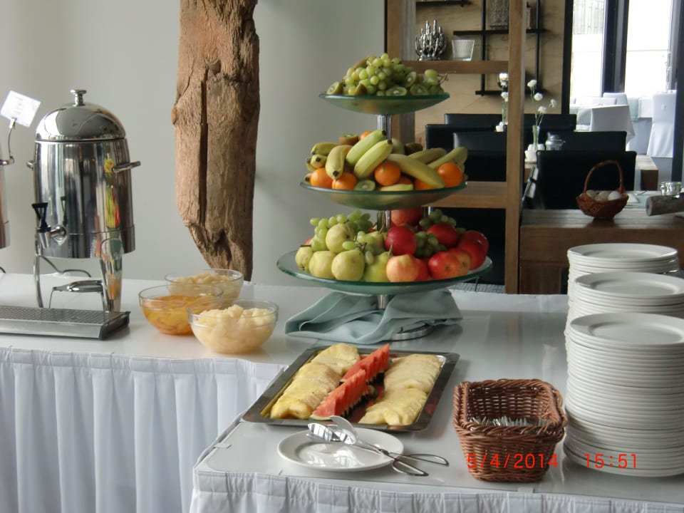 Obst zum Tage Marine Hotel by Zdrojowa