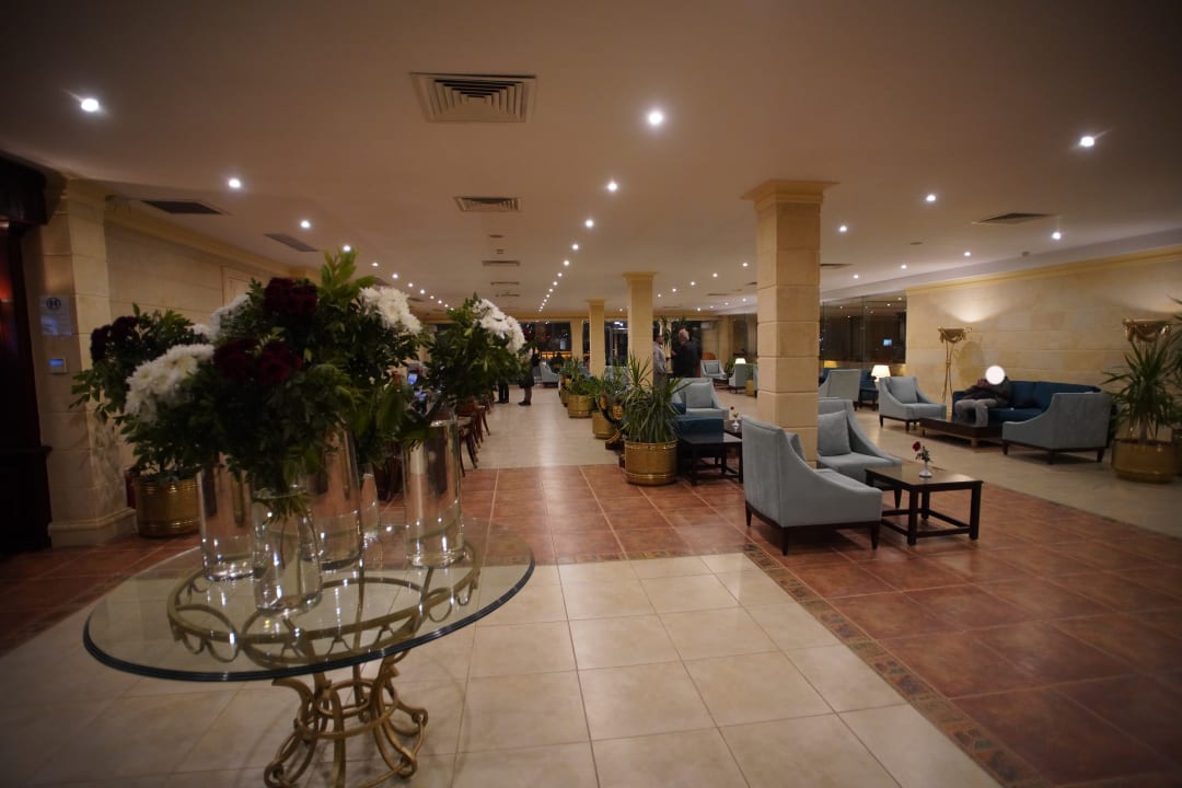 Lobby Jolie Ville Kings Island Luxor