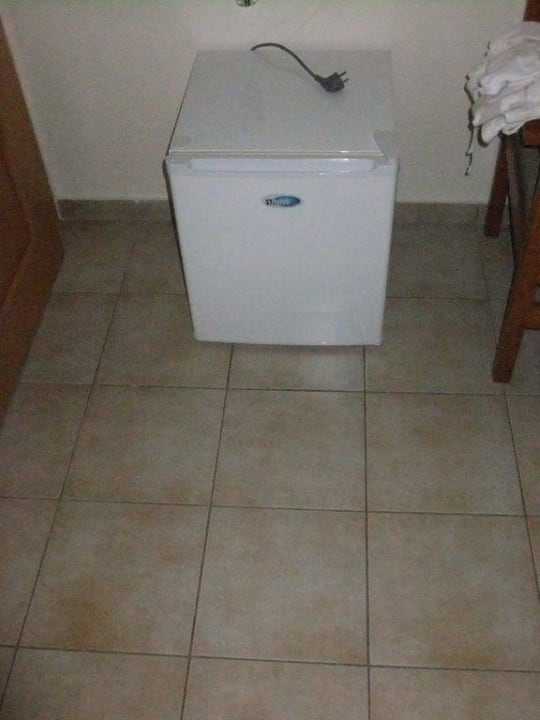 Minibar (Der Lacher schlechthin) Aeolos Beach Resort