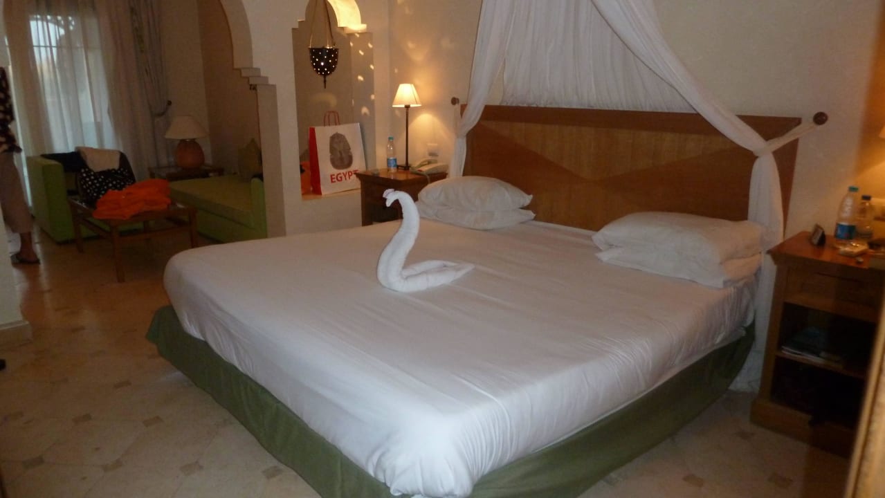 Juniorsuite mit Schwan Makadi Palace