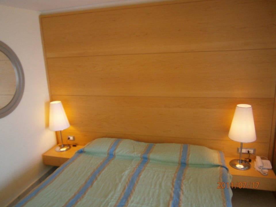 Bett Hotel Calypso Beach