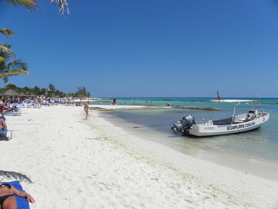 Strandabschnitt für Wassersport Sandos Caracol Eco Resort